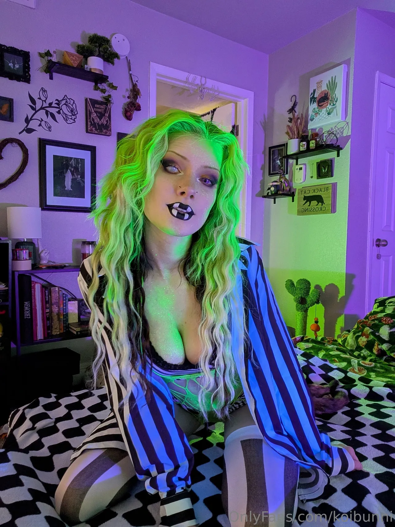 Bunni Lynn - Beetlejuice Bunni Lynn - Beetlejuice