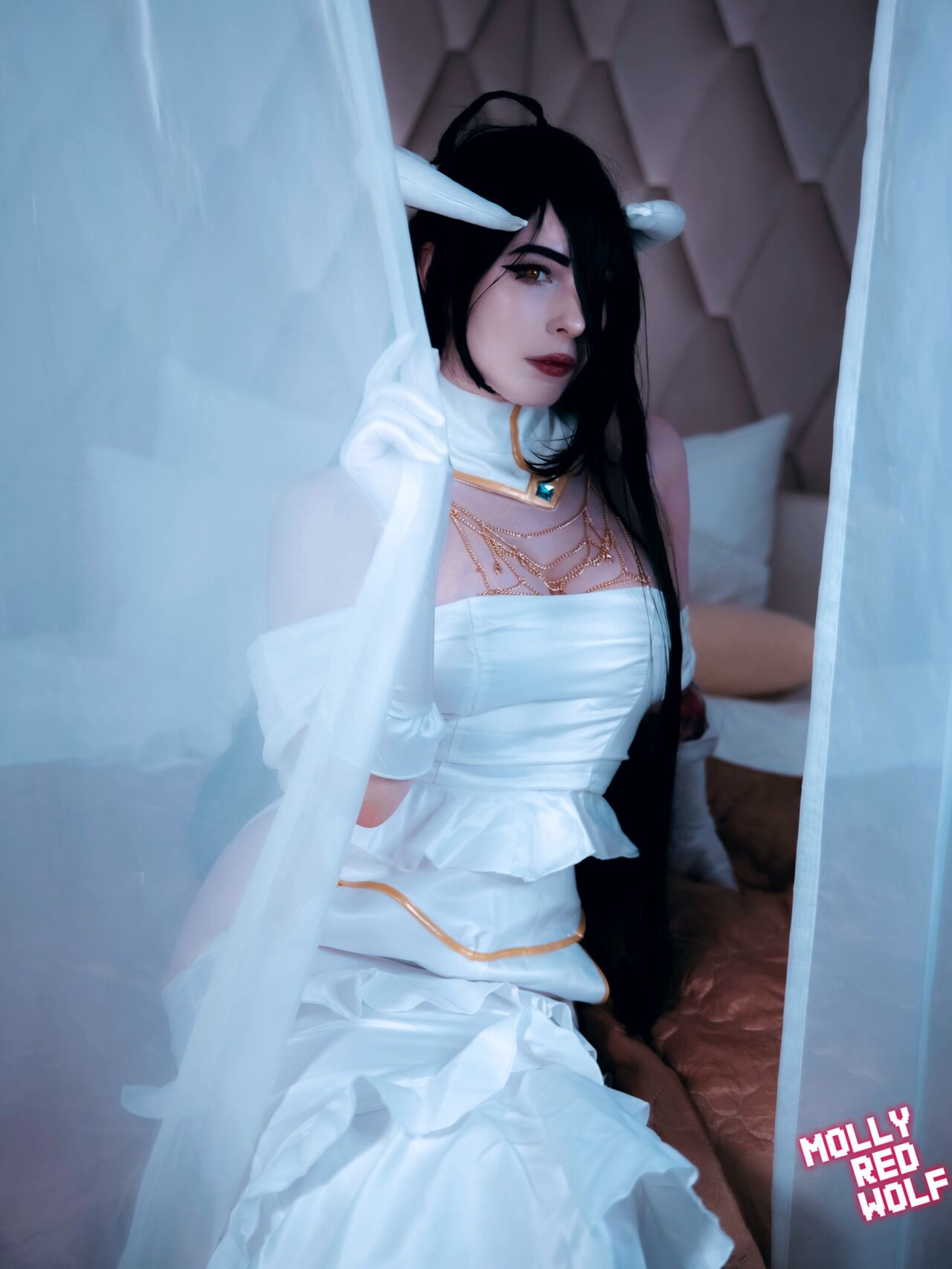 MollyRedWolf Albedo cosplay 1 MollyRedWolf Albedo cosplay 1