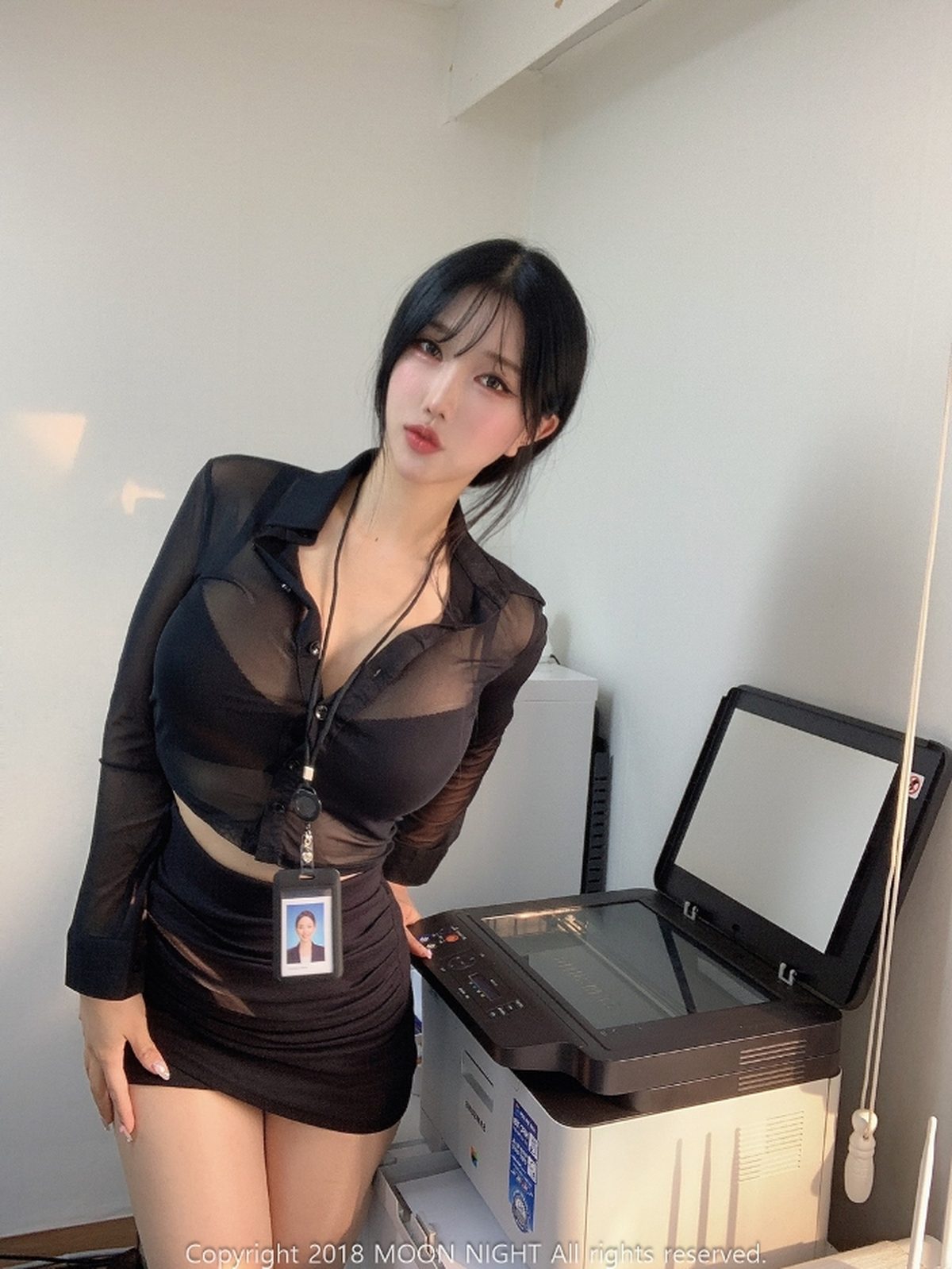 Moon Night Snap Yunjin - In The Office Moon Night Snap Yunjin - In The Office