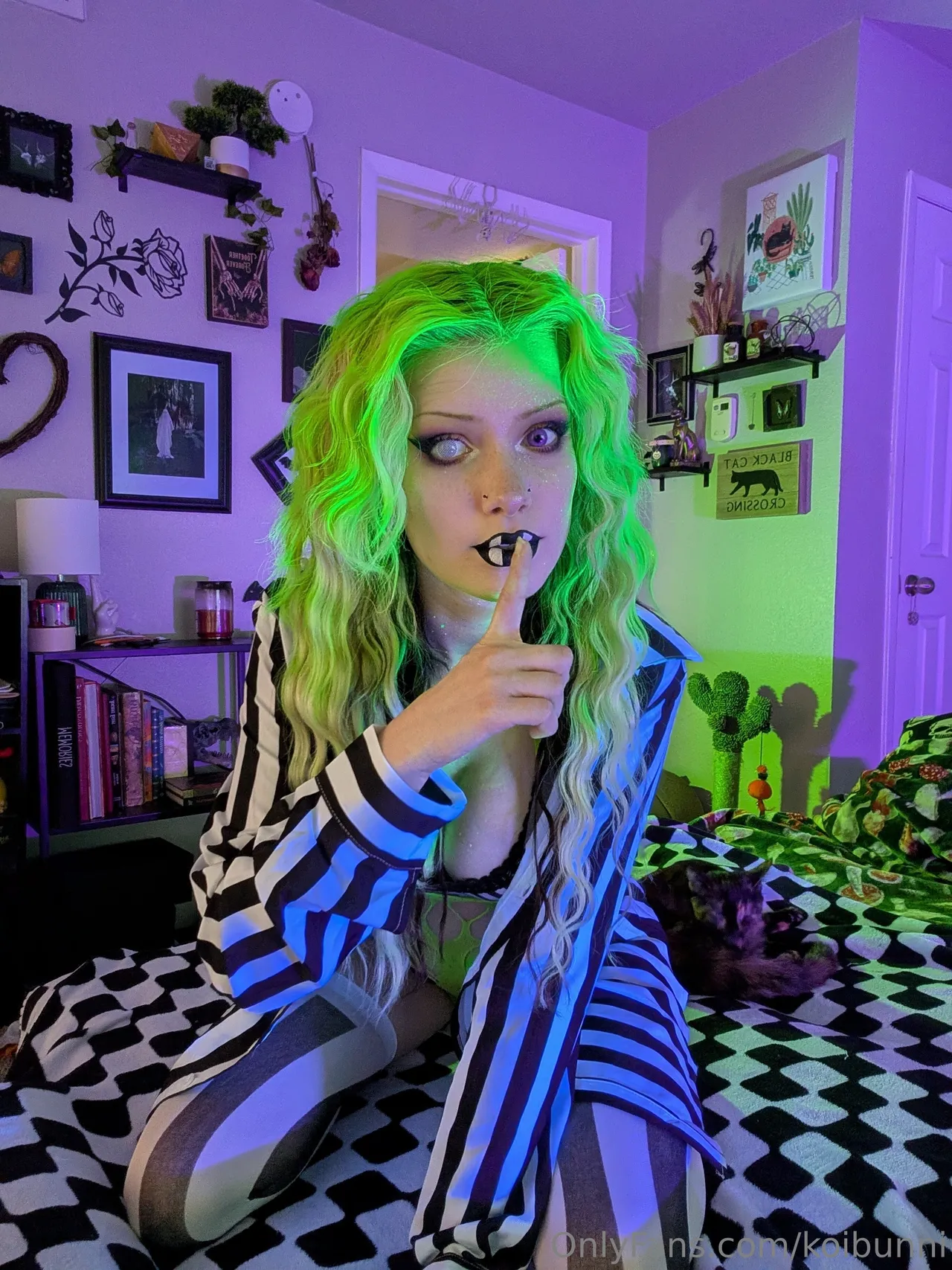 Bunni Lynn - Beetlejuice Bunni Lynn - Beetlejuice