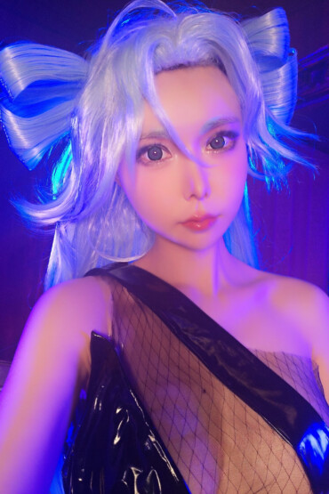 Coser@ Amazon Catfish - PA15 Champagne Phantom Thief (33P - 2V)