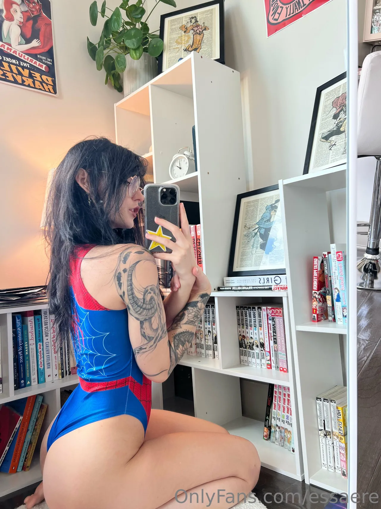 Essaere - Spidergirl Essaere - Spidergirl