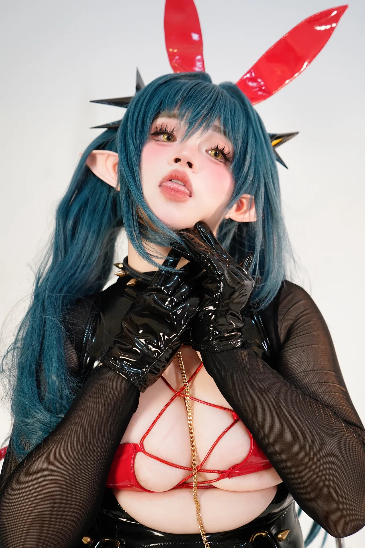 A hairy hat - Azur Route Regensburg A hairy hat - Azur Route Regensburg