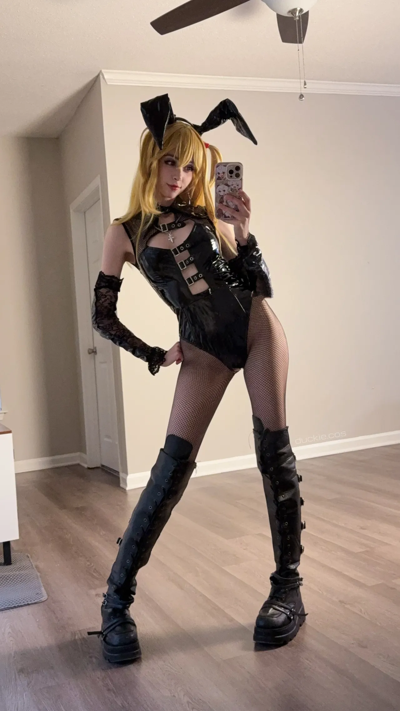 Duckie - Bunny Misa 1 Duckie - Bunny Misa 1