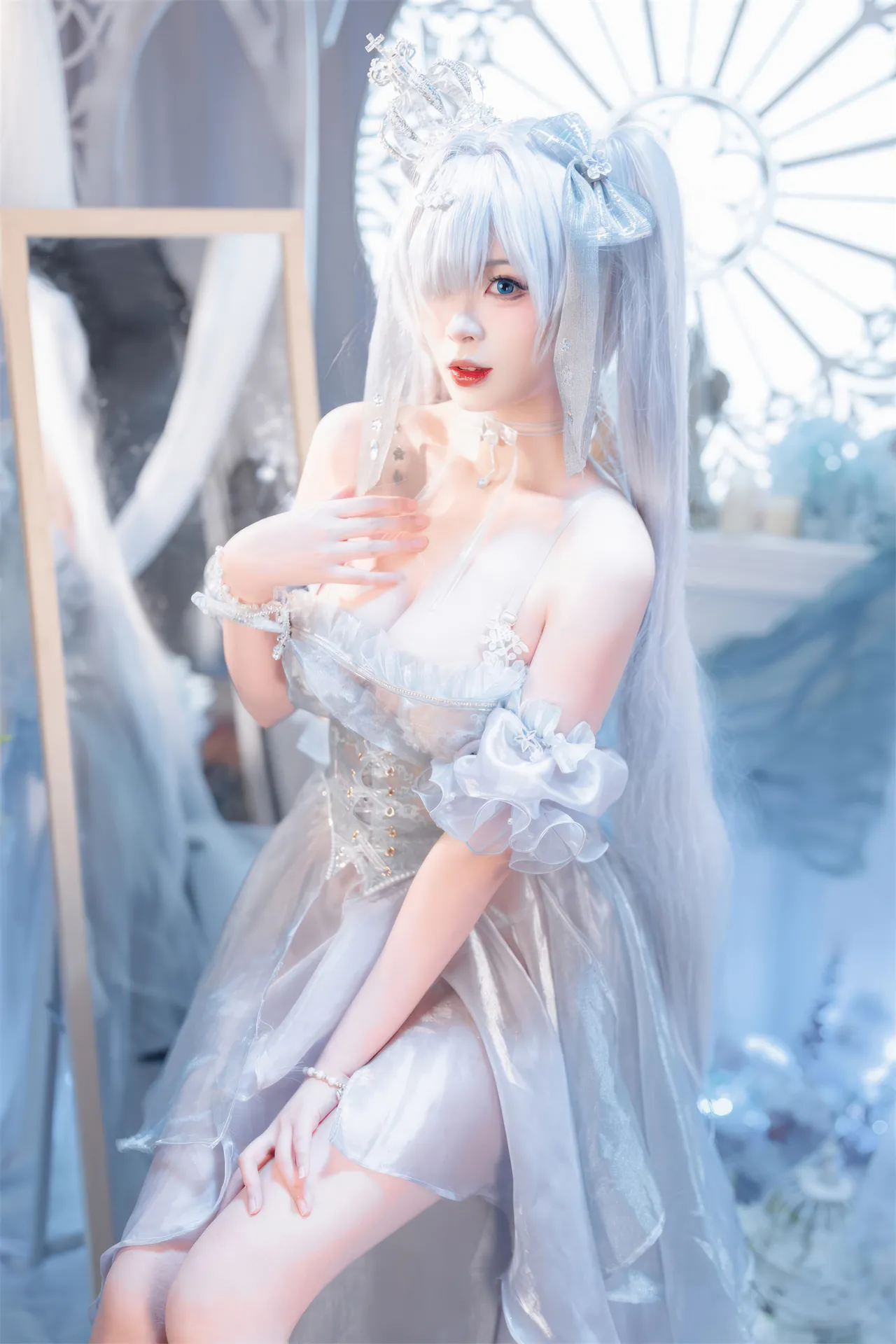 Senior Xuan Xiao (Hex Tech Cake) - Cinderella Crystal Princess (NIKKE) Senior Xuan Xiao (Hex Tech Cake) - Cinderella Crystal Princess (NIKKE)