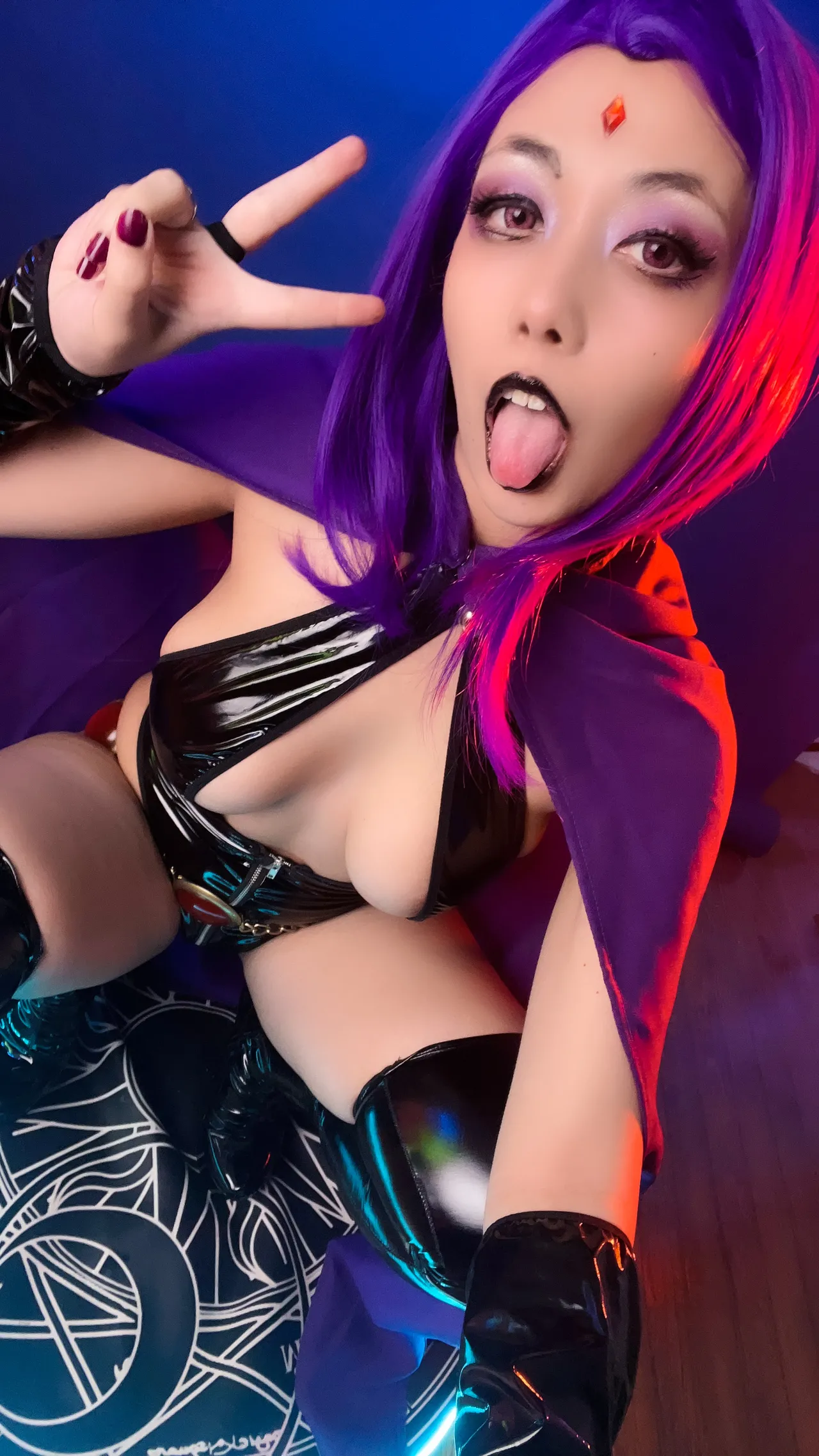 Dira Cosplay - Raven Dira Cosplay - Raven