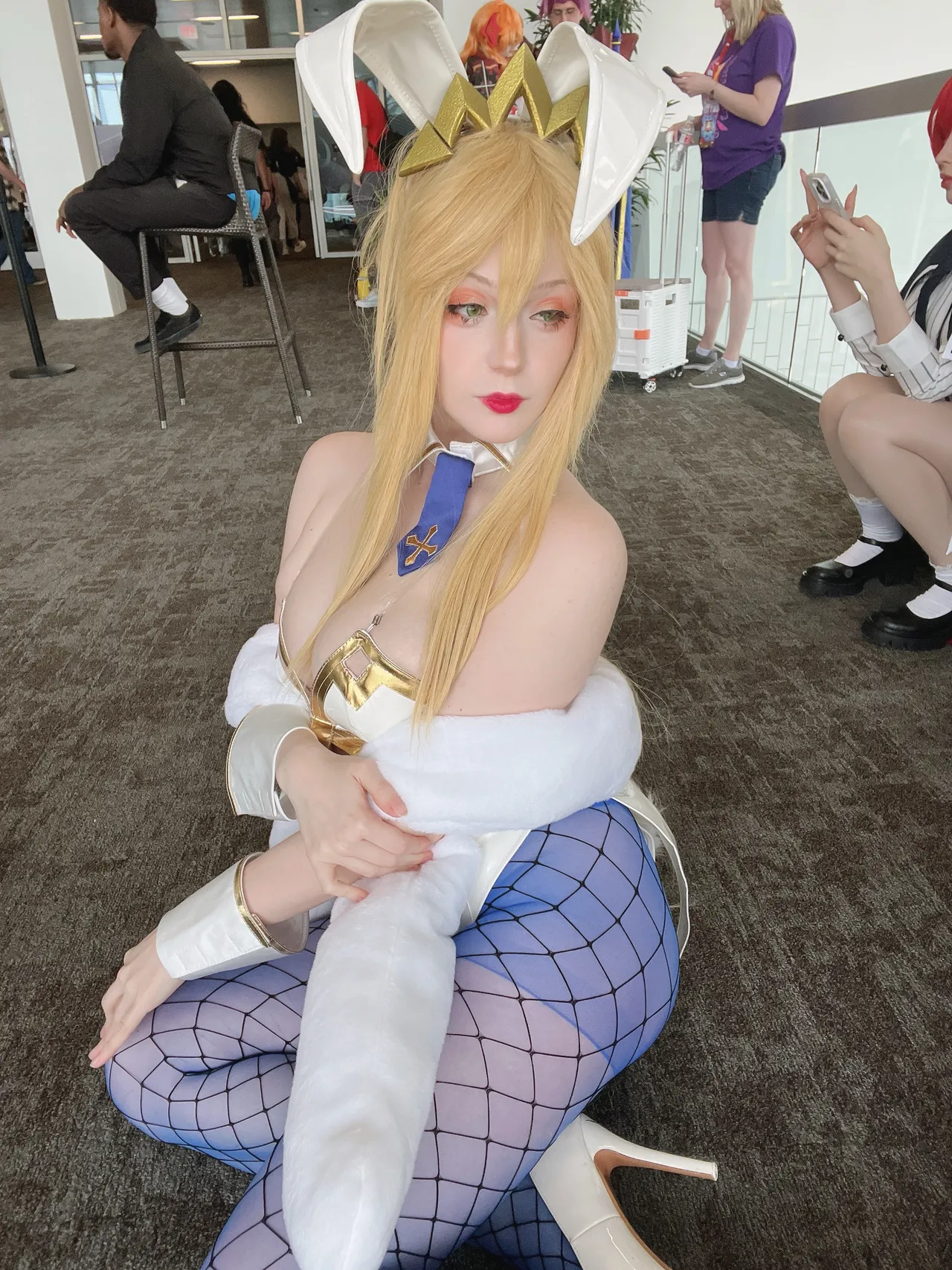 Satin Stars - Bunny Artoria Satin Stars - Bunny Artoria