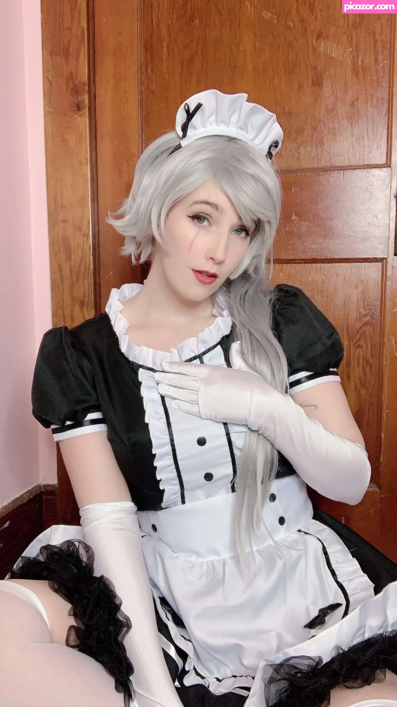 Microkitty - Maid Weiss Microkitty - Maid Weiss