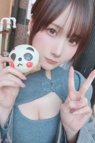 Coser@けん研 (けんけん): Fantia 2023.01 (161 photos + 1 video)