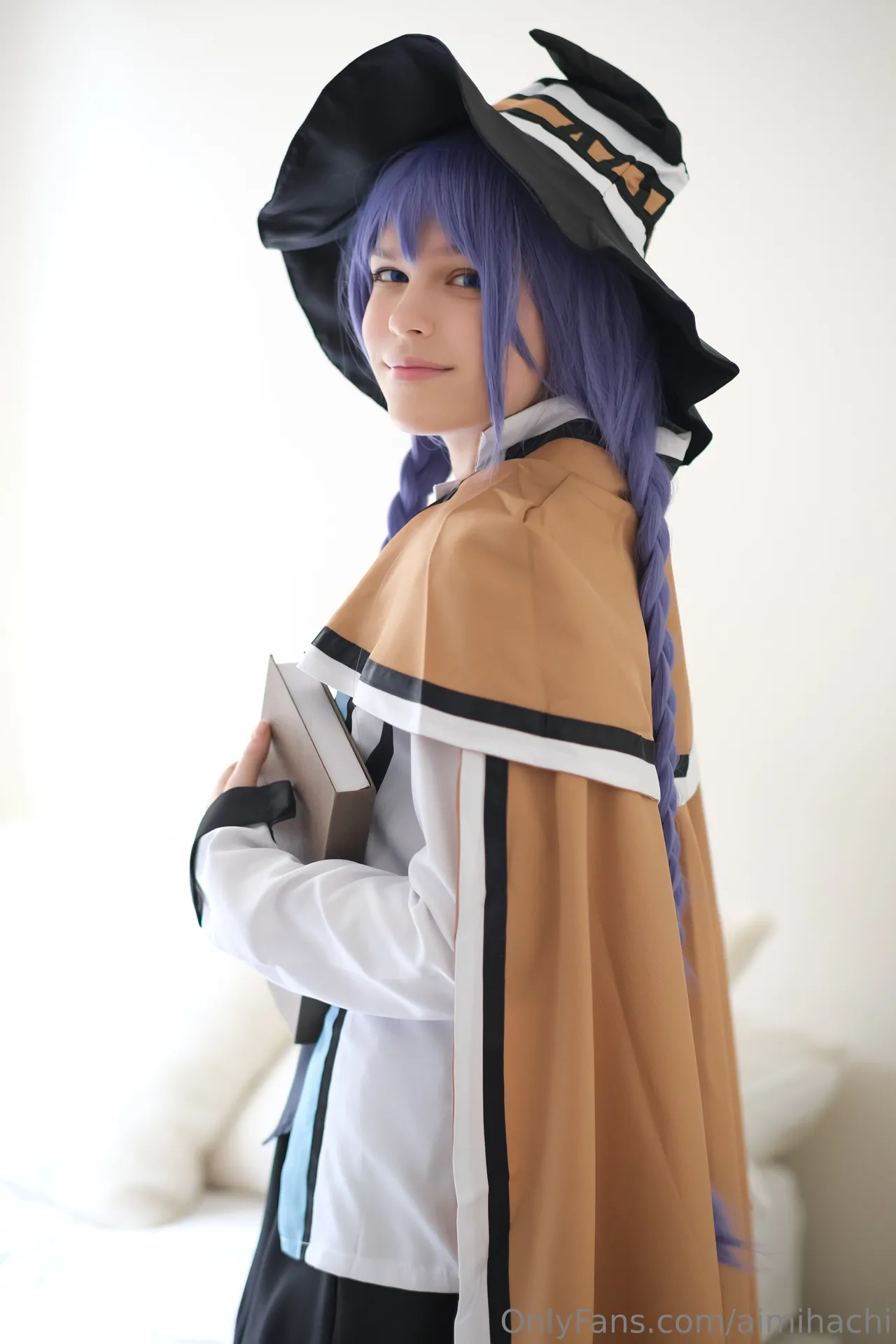 Aimihachi - Roxy Aimihachi - Roxy