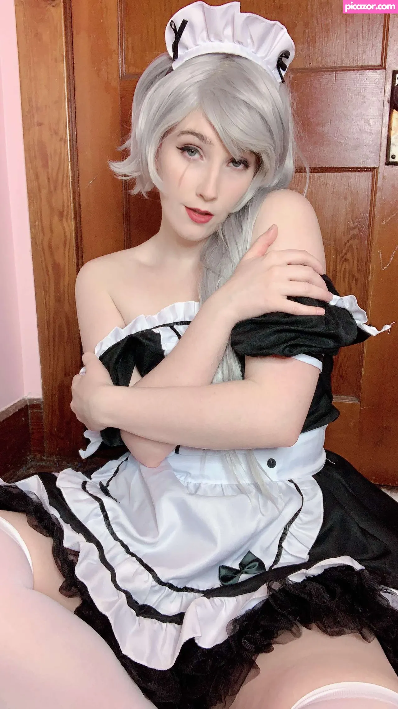 Microkitty - Maid Weiss Microkitty - Maid Weiss