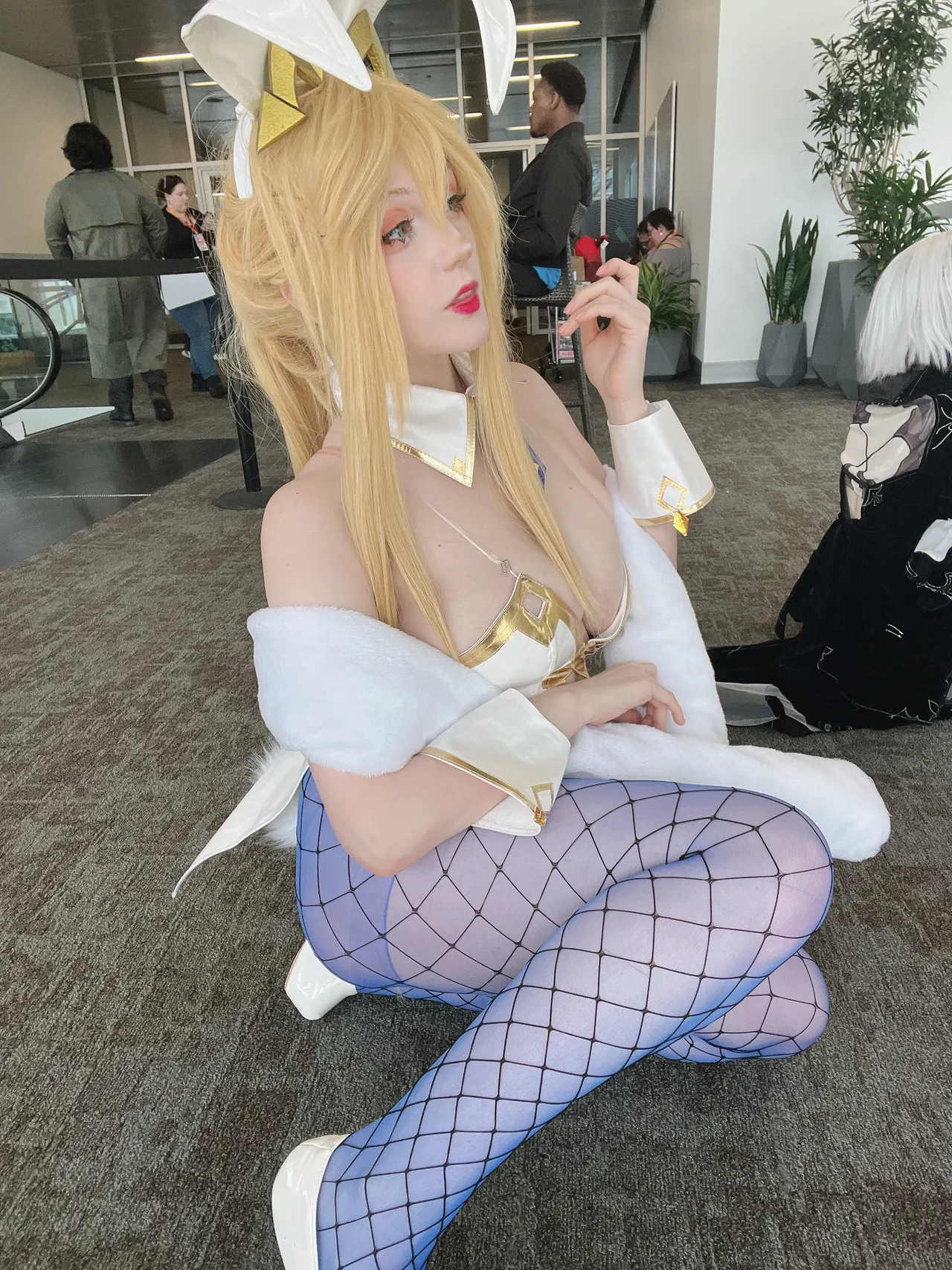 Satin Stars - Bunny Artoria Satin Stars - Bunny Artoria