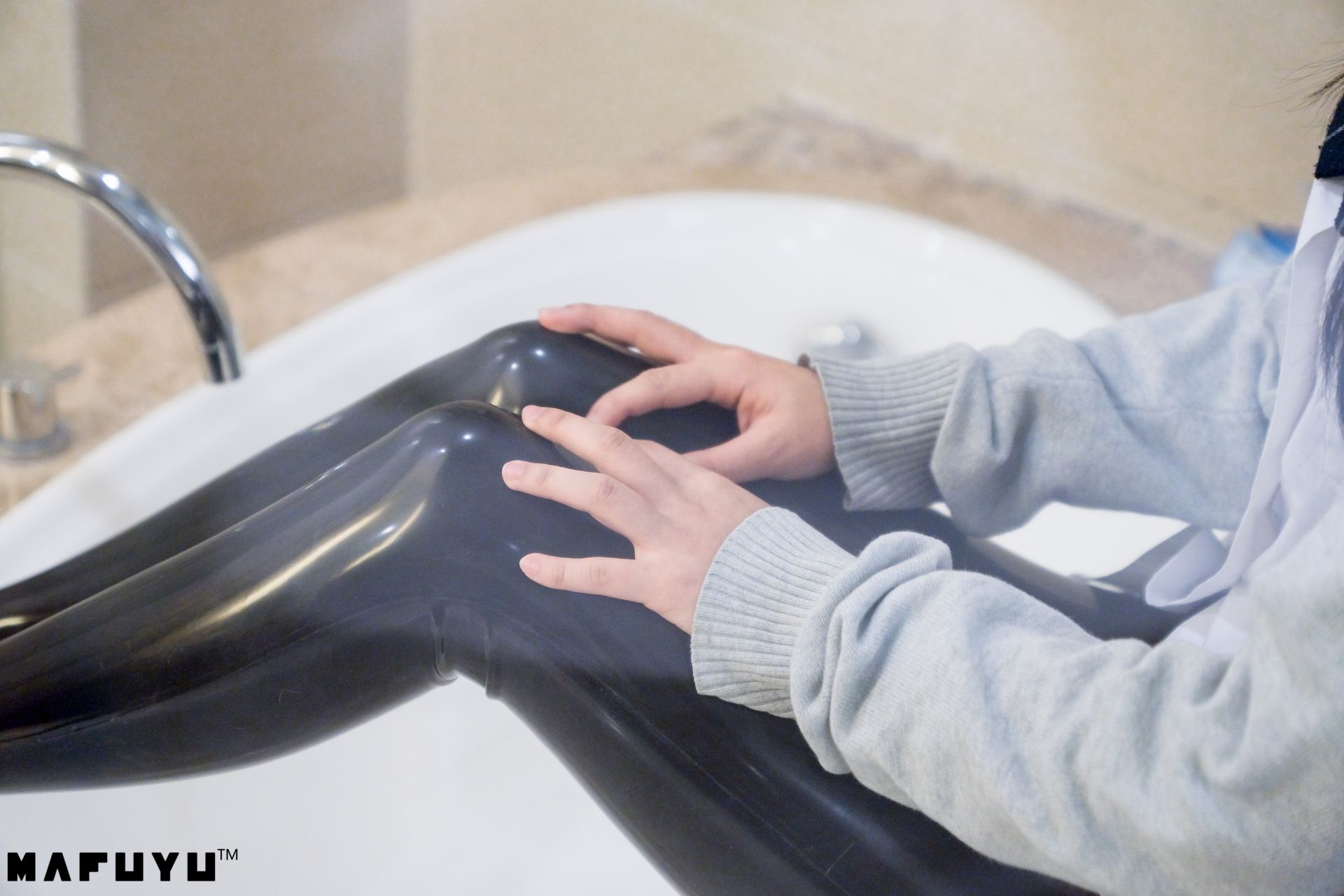 网红Coser@ Kagurazaka Midwinter Manatsu - 胶袜 series 网红Coser@ Kagurazaka Midwinter Manatsu - 胶袜 series