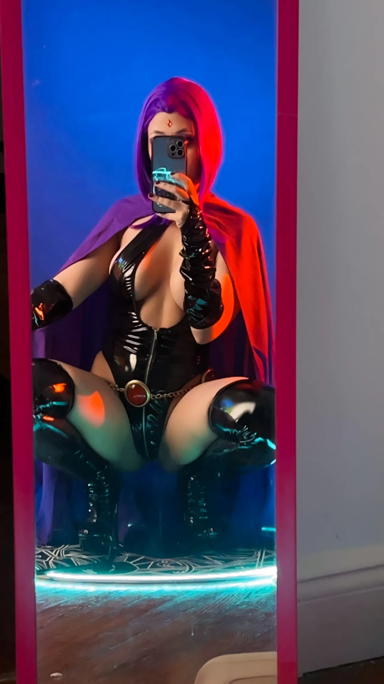 Dira Cosplay - Raven Dira Cosplay - Raven