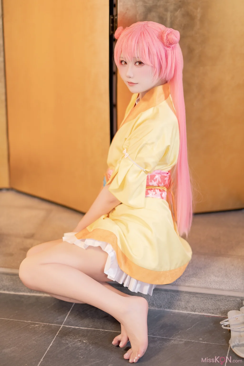 Coser@lunananya: A Thousand Loves Koharu Kurama (30 photos) Coser@lunananya: A Thousand Loves Koharu Kurama (30 photos)