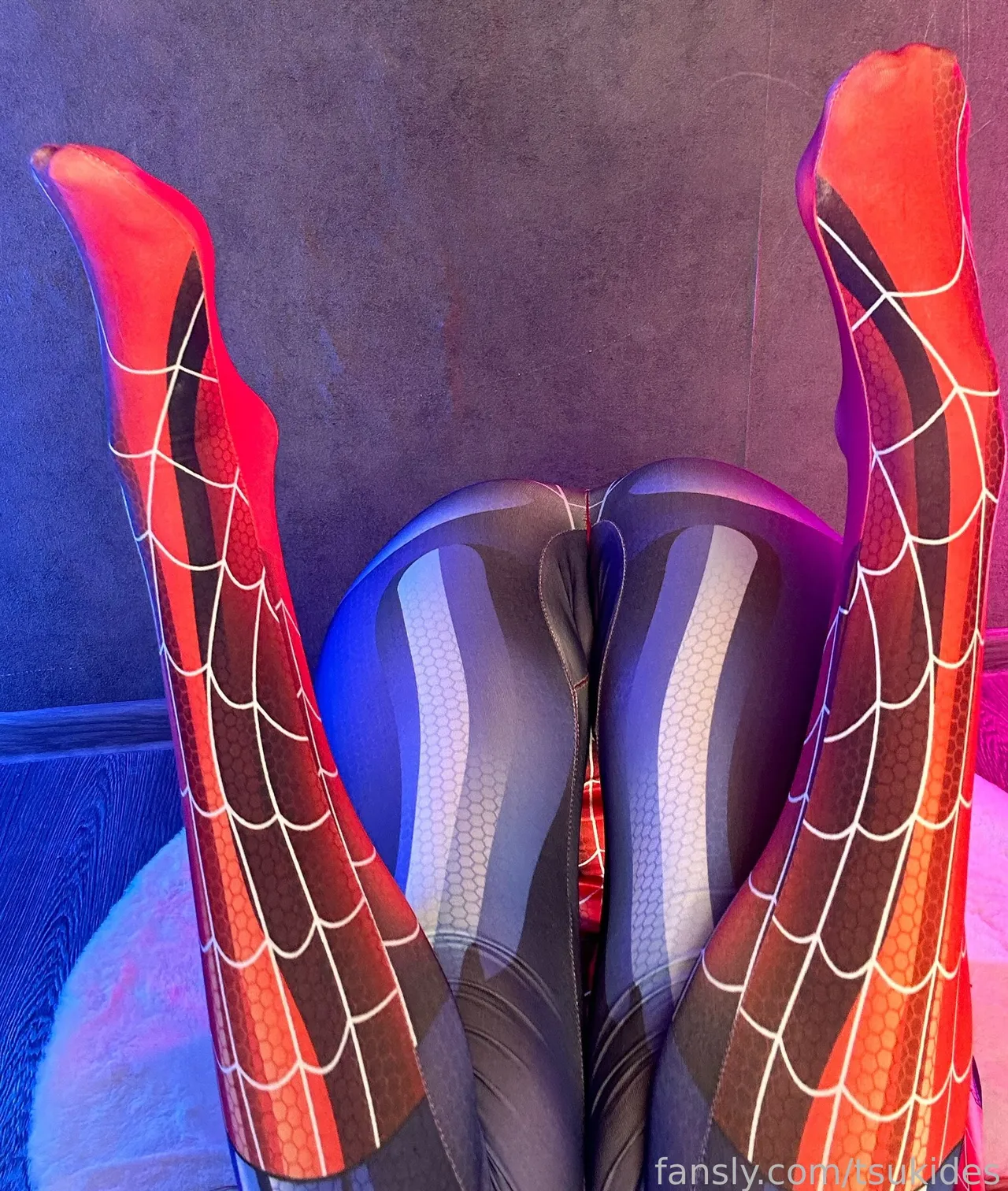 Tsuki Desu - MJ Tsuki Desu - MJ