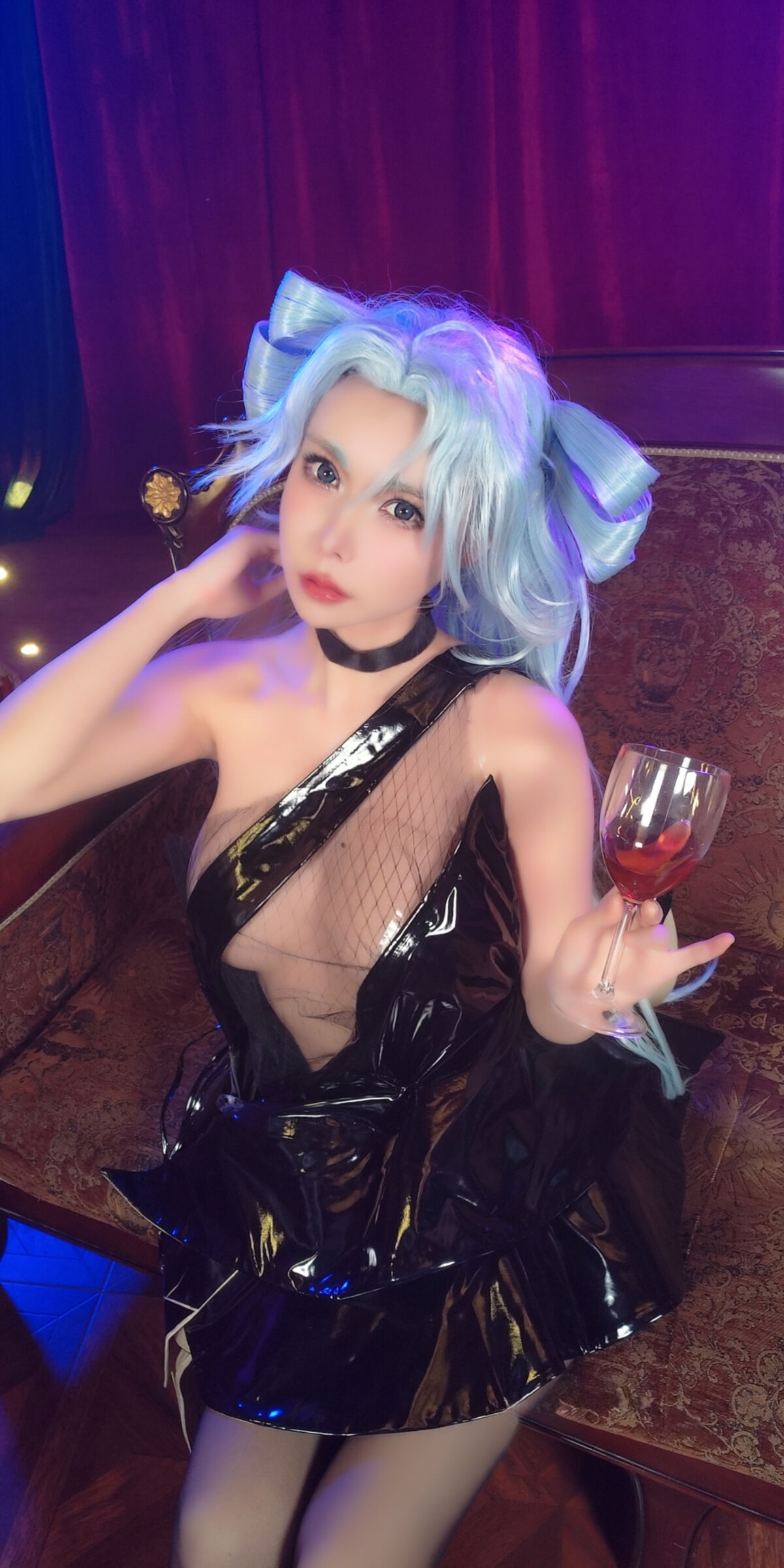 Coser@ Amazon Catfish - PA15 Champagne Phantom Thief (33P - 2V) Coser@ Amazon Catfish - PA15 Champagne Phantom Thief (33P - 2V)