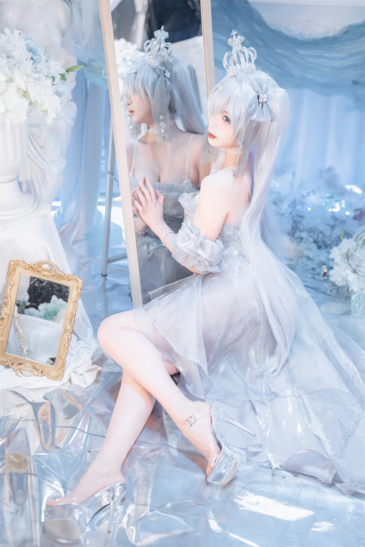 Senior Xuan Xiao (Hex Tech Cake) - Cinderella Crystal Princess (NIKKE) Senior Xuan Xiao (Hex Tech Cake) - Cinderella Crystal Princess (NIKKE)