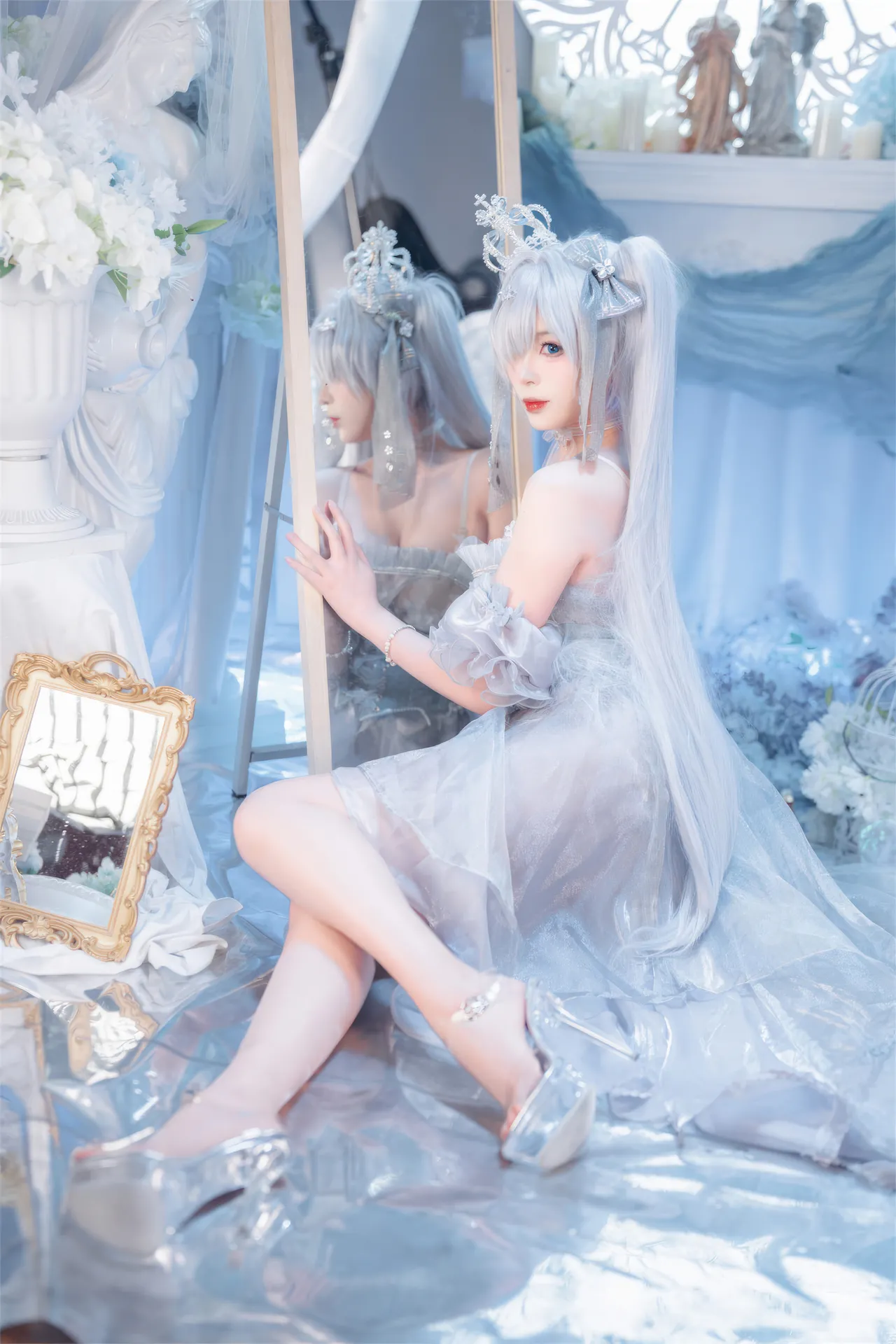 Senior Xuan Xiao (Hex Tech Cake) - Cinderella Crystal Princess (NIKKE) Senior Xuan Xiao (Hex Tech Cake) - Cinderella Crystal Princess (NIKKE)