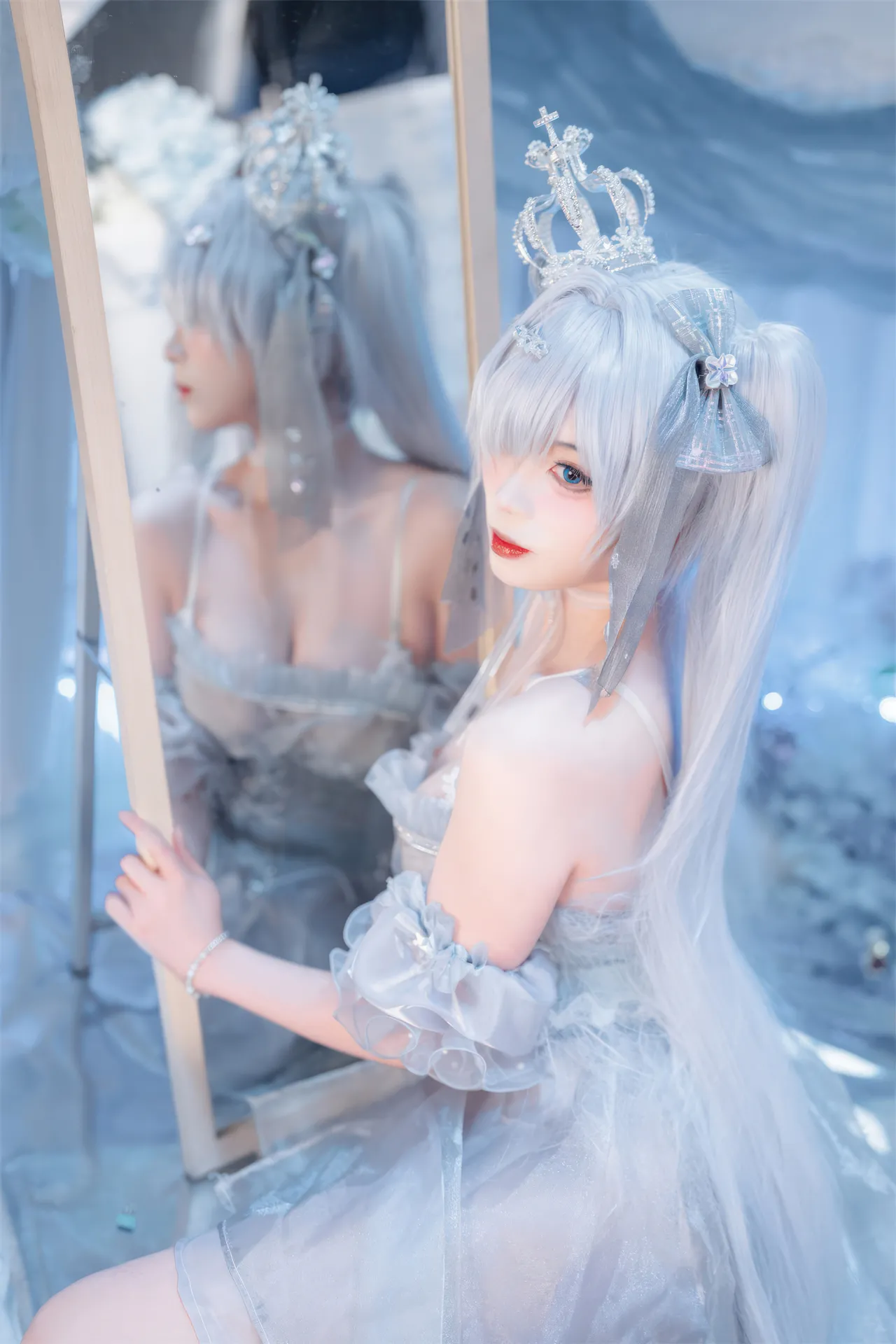 Senior Xuan Xiao (Hex Tech Cake) - Cinderella Crystal Princess (NIKKE) Senior Xuan Xiao (Hex Tech Cake) - Cinderella Crystal Princess (NIKKE)