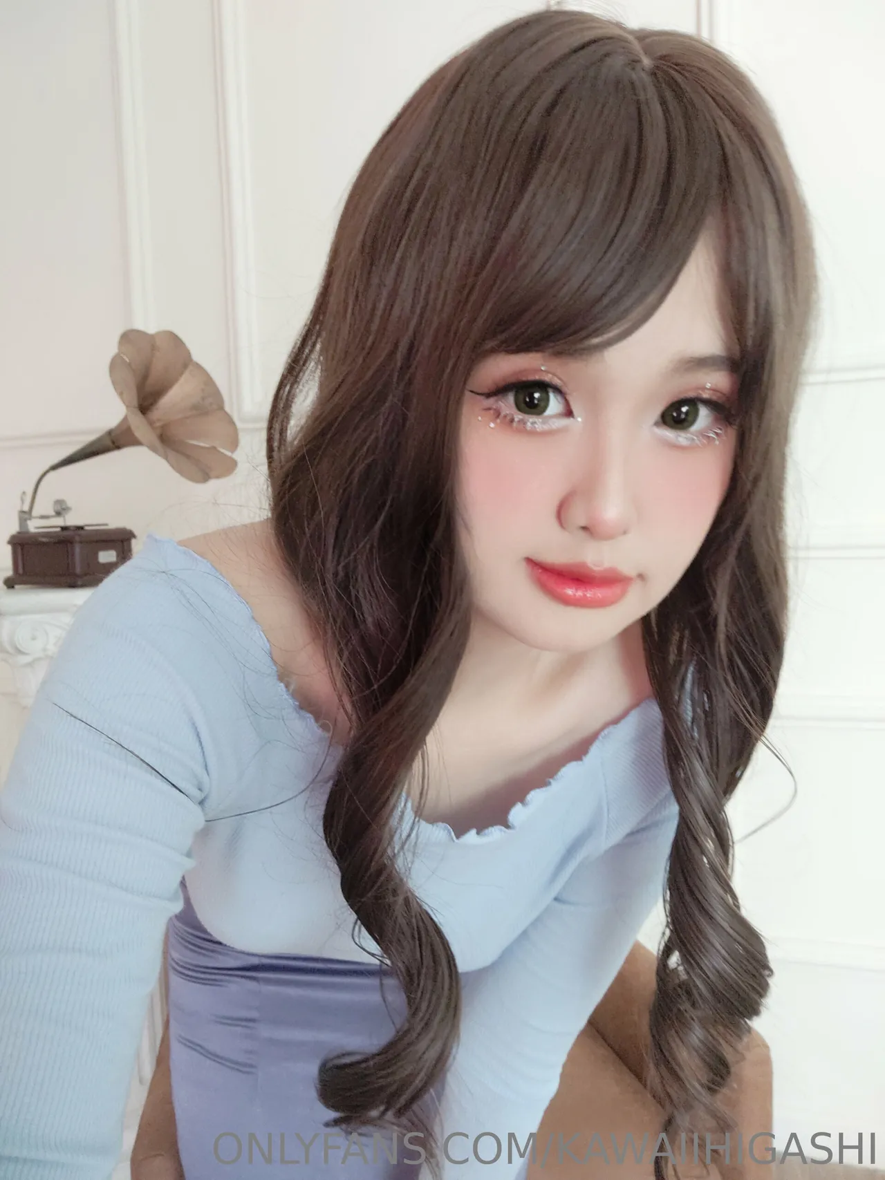 Higashi - Guitar Sister Higashi - Guitar Sister