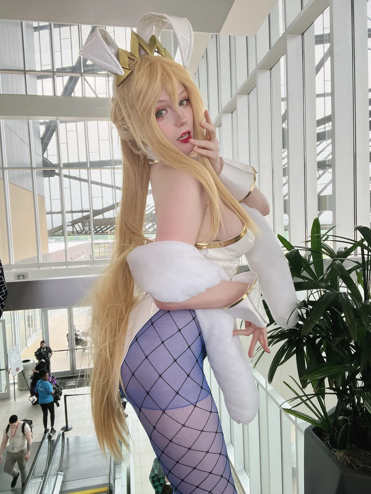 Satin Stars - Bunny Artoria Satin Stars - Bunny Artoria