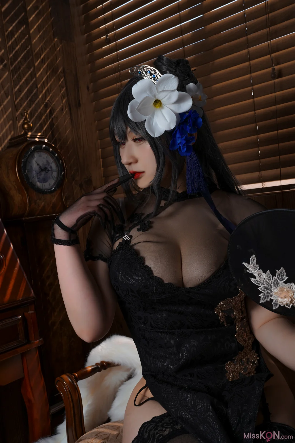 Coser@Zyra Autumn: Louis IX cheongsam (25 photos) Coser@Zyra Autumn: Louis IX cheongsam (25 photos)