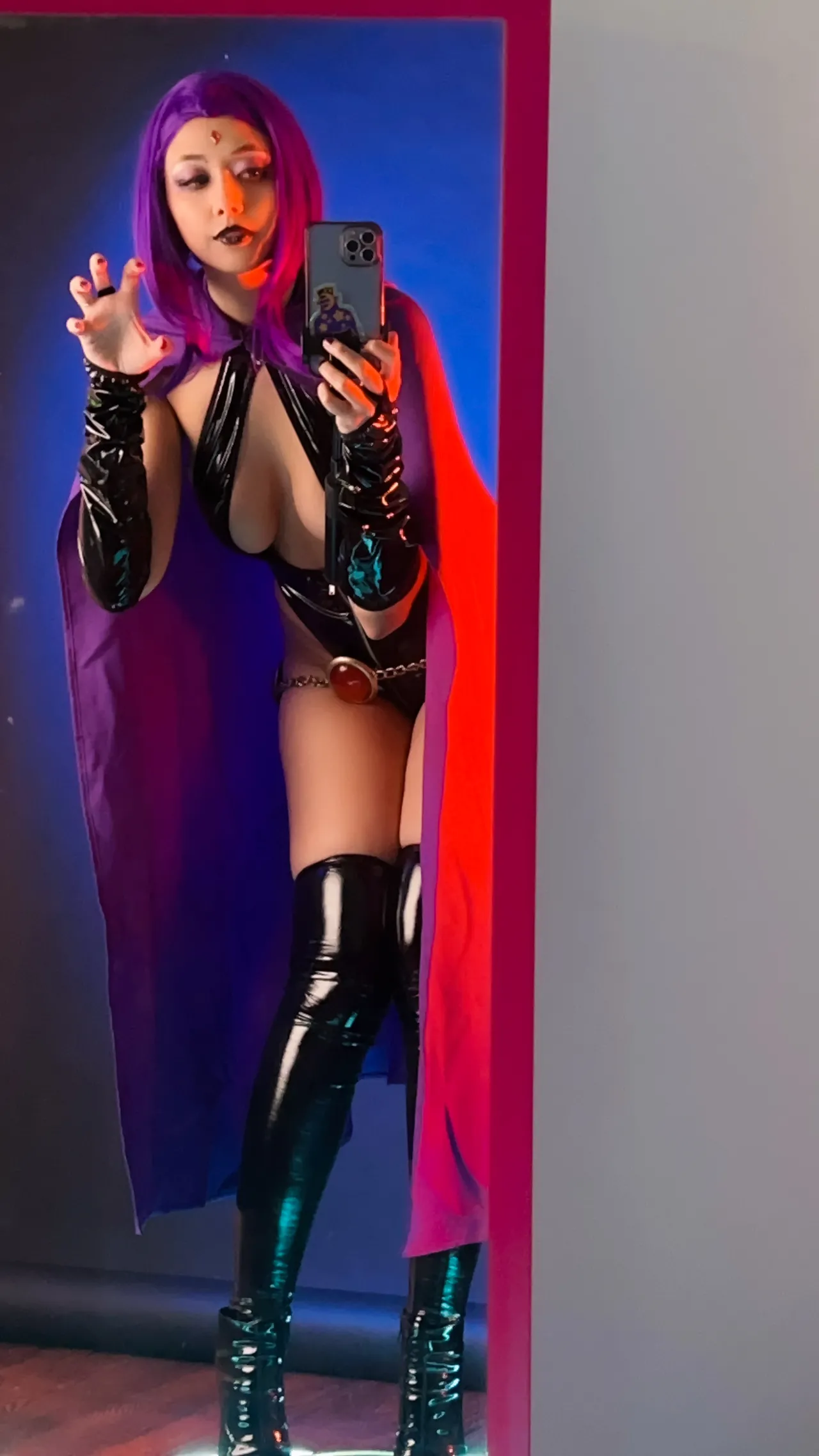 Dira Cosplay - Raven Dira Cosplay - Raven