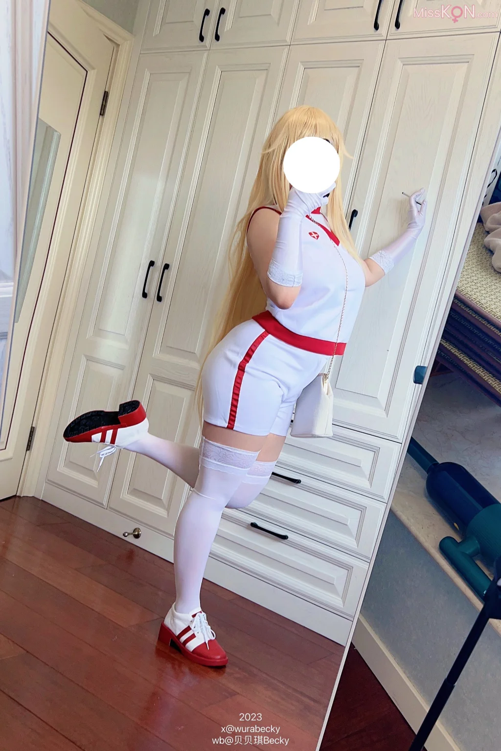 Coser@贝贝琪Becky: 食蜂 (32 photos) Coser@贝贝琪Becky: 食蜂 (32 photos)