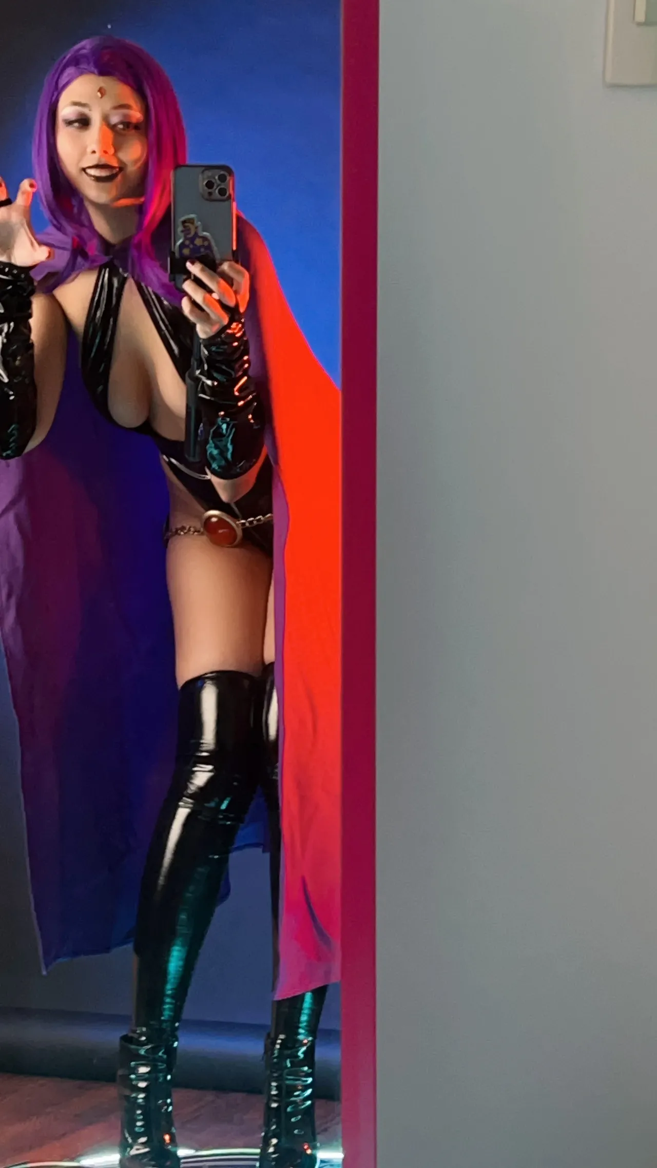 Dira Cosplay - Raven Dira Cosplay - Raven