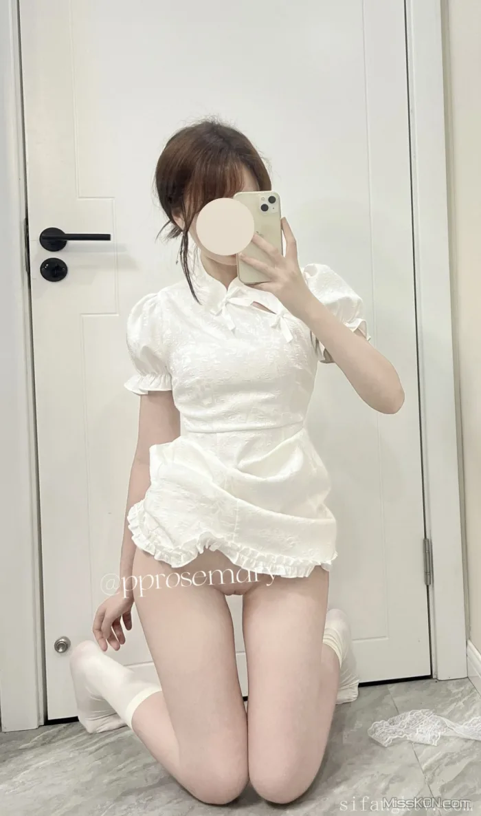 Coser@pprosemary: 白虎一线天 JK少女福利姬 (160 photos   9 videos) Coser@pprosemary: 白虎一线天 JK少女福利姬 (160 photos   9 videos)