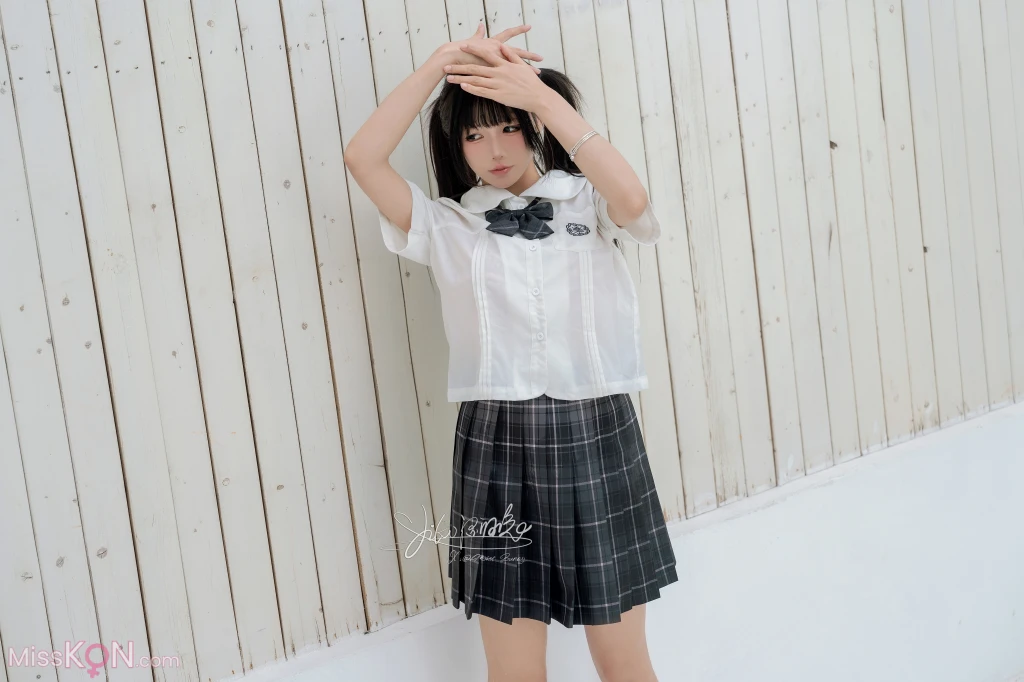 Coser@黏黏团子兔: 10月作品『雨后小故事』WITH B (90 photos + 1 video) Coser@黏黏团子兔: 10月作品『雨后小故事』WITH B (90 photos + 1 video)