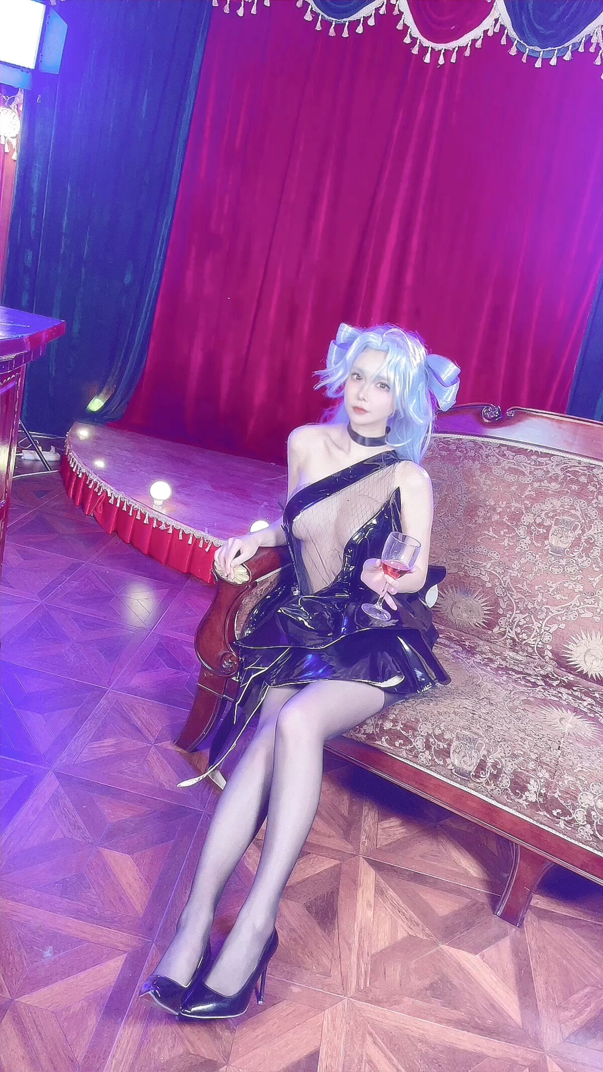 Coser@ Amazon Catfish - PA15 Champagne Phantom Thief (33P - 2V) Coser@ Amazon Catfish - PA15 Champagne Phantom Thief (33P - 2V)