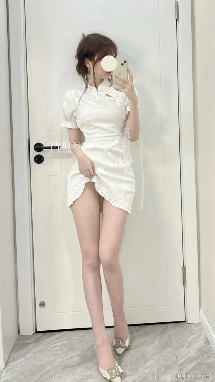 Coser@pprosemary: 白虎一线天 JK少女福利姬 (160 photos   9 videos) Coser@pprosemary: 白虎一线天 JK少女福利姬 (160 photos   9 videos)