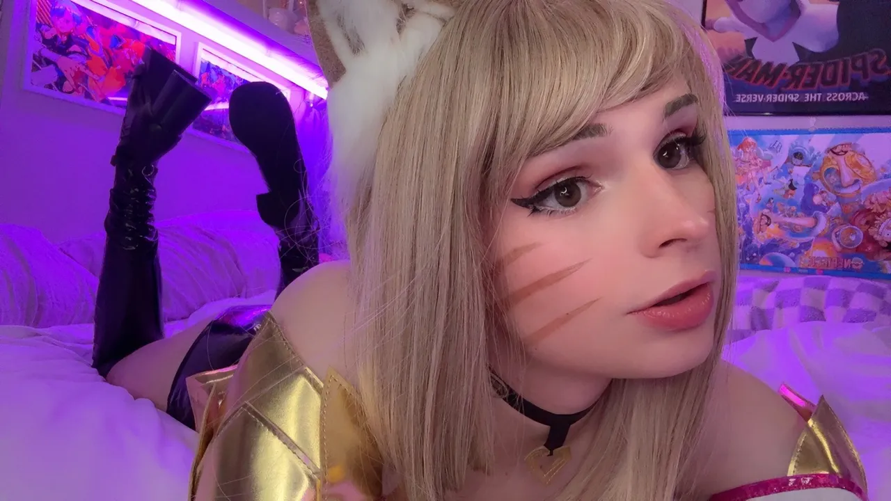 Peachybunnn - Ahri Peachybunnn - Ahri