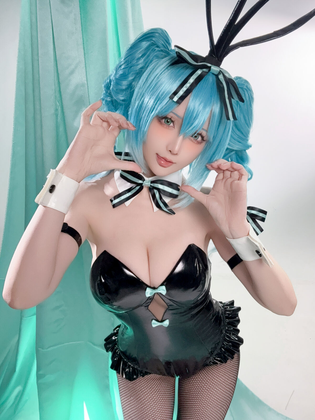 Coser@ Hoshilily - Hatsune Miku Bunny Girl (45P - 1V) Coser@ Hoshilily - Hatsune Miku Bunny Girl (45P - 1V)