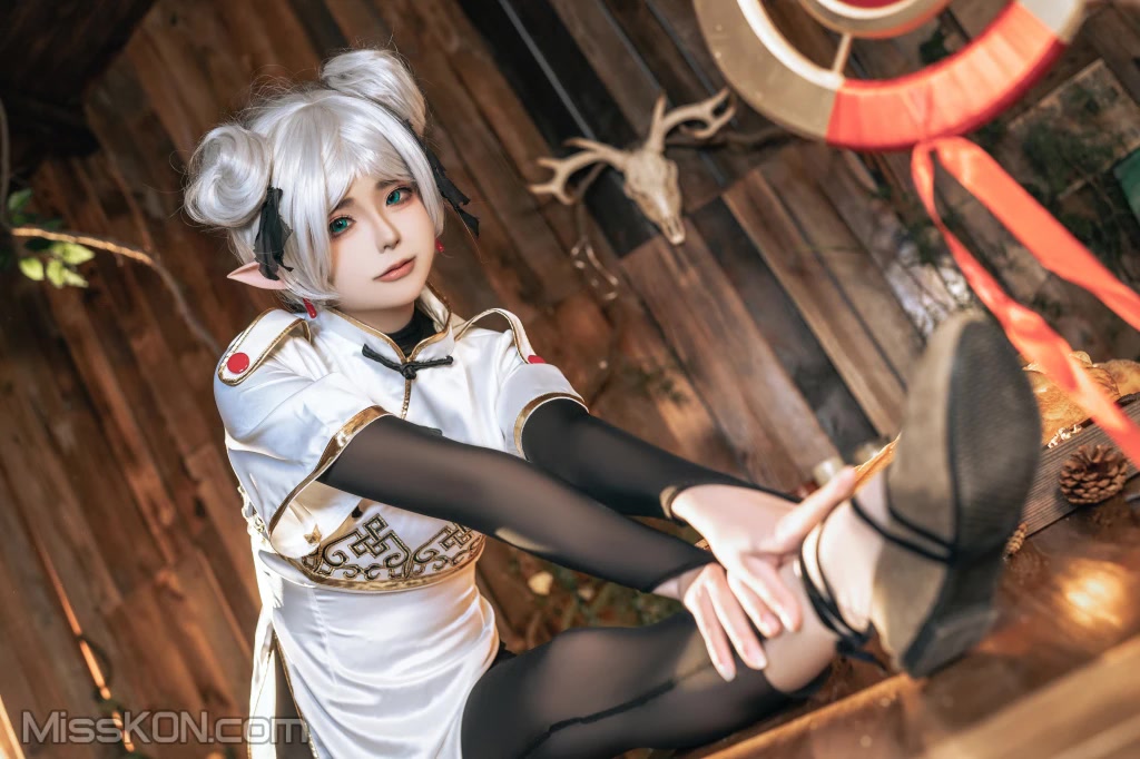 Coser@Quan冉有点饿: 芙莉莲 (40 photos) Coser@Quan冉有点饿: 芙莉莲 (40 photos)