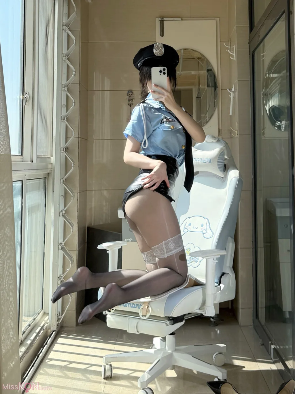 Coser@ Uncute Antelope: High Price Custom Police Uniform (48 photos + 8 videos) Coser@ Uncute Antelope: High Price Custom Police Uniform (48 photos + 8 videos)