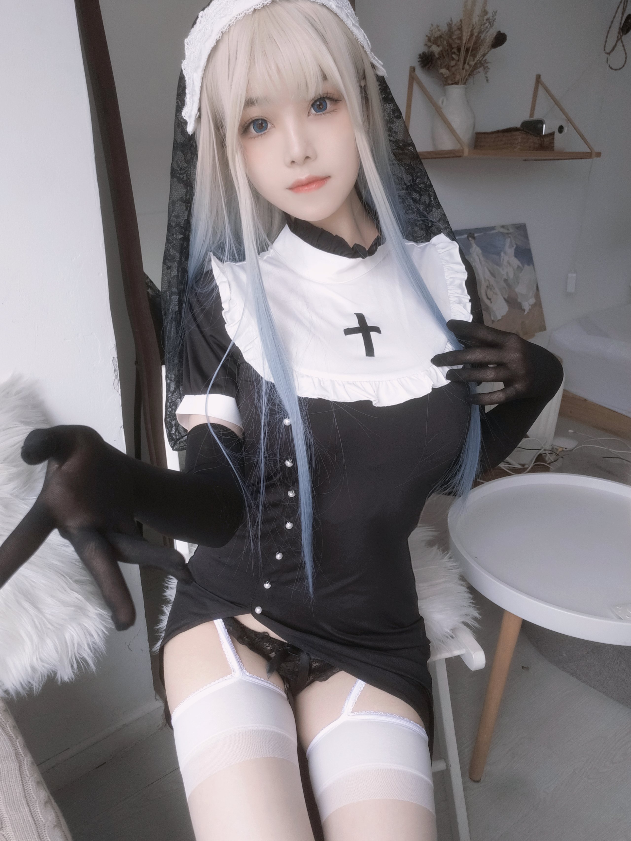 Honey Soup Cat Spine - Nun Self-Beat Honey Soup Cat Spine - Nun Self-Beat