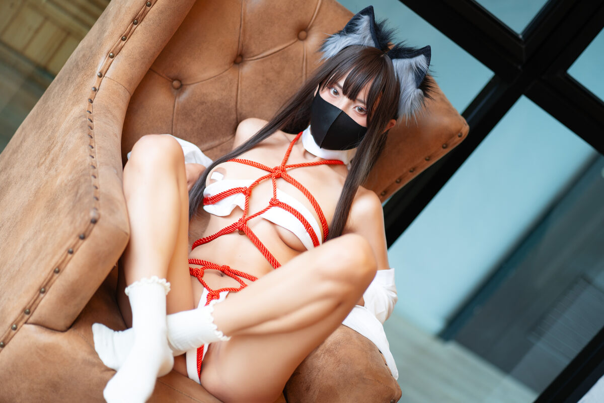 Coser@ Professional Wet Nurse Misuiko - Bondage Miko (56P) Coser@ Professional Wet Nurse Misuiko - Bondage Miko (56P)