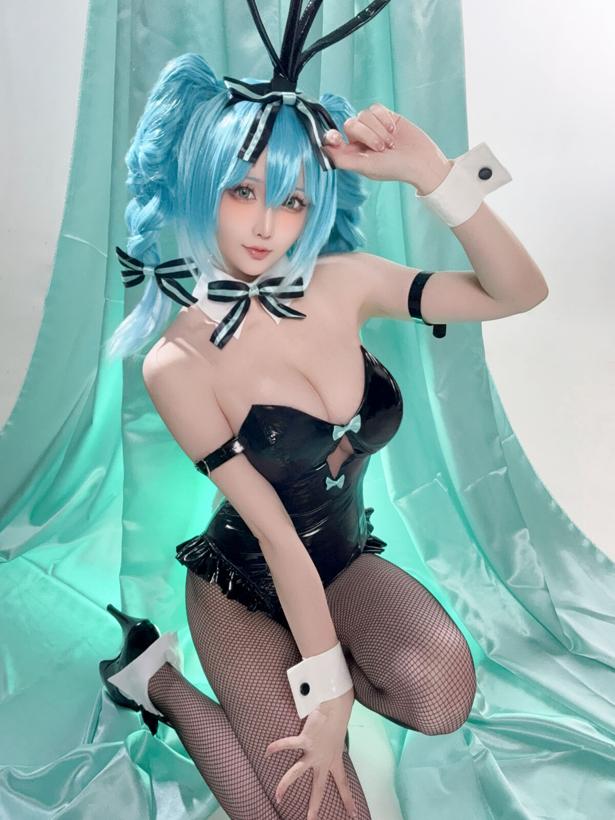 Coser@ Hoshilily - Hatsune Miku Bunny Girl (45P - 1V) Coser@ Hoshilily - Hatsune Miku Bunny Girl (45P - 1V)