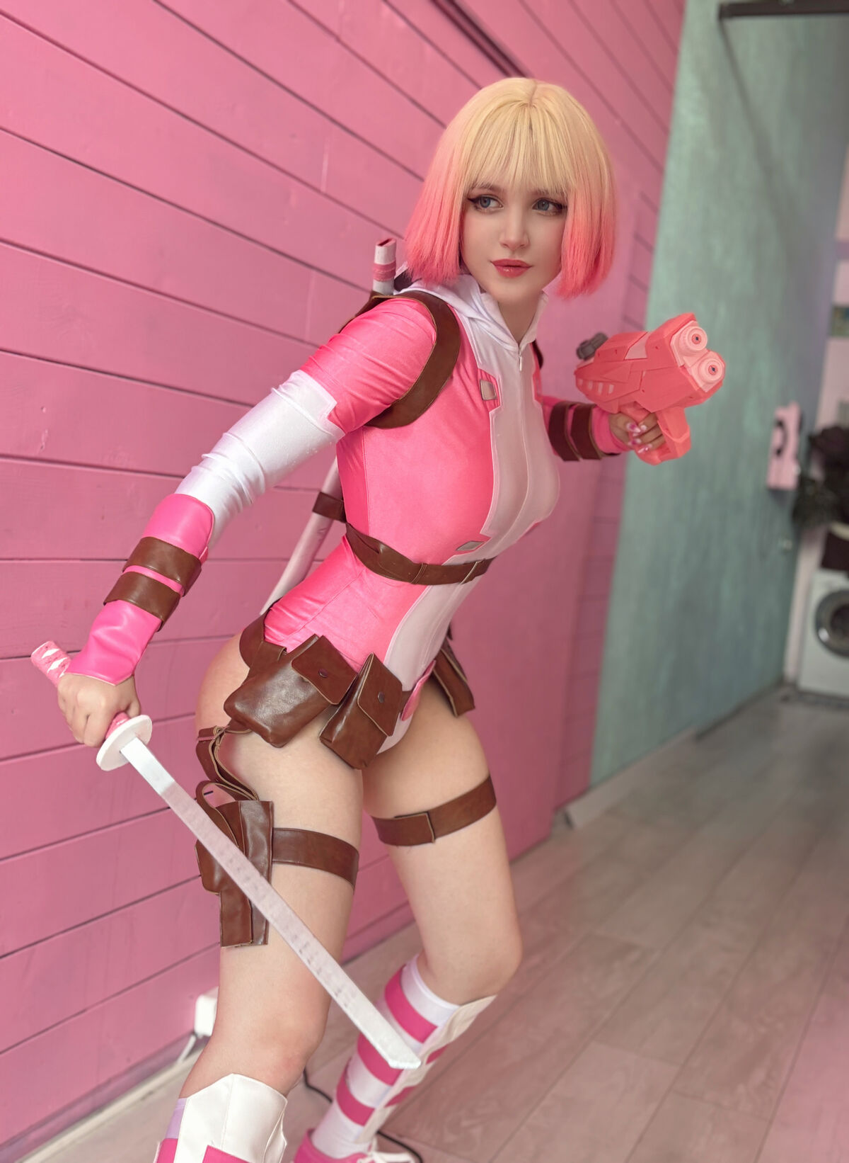 Coser@Ulichan - Gwenpool (63P) Coser@Ulichan - Gwenpool (63P)
