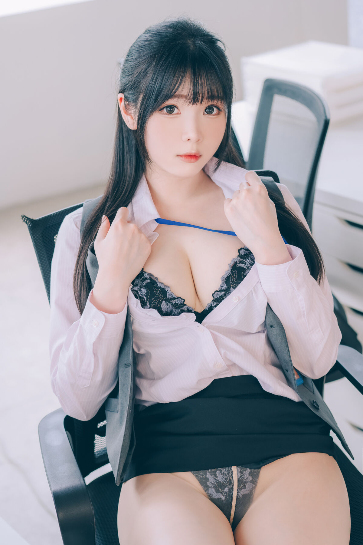 Coser@霜月shimo - 霜月的秘密辦公室 Shimo Secret Office Part02 (63P) Coser@霜月shimo - 霜月的秘密辦公室 Shimo Secret Office Part02 (63P)