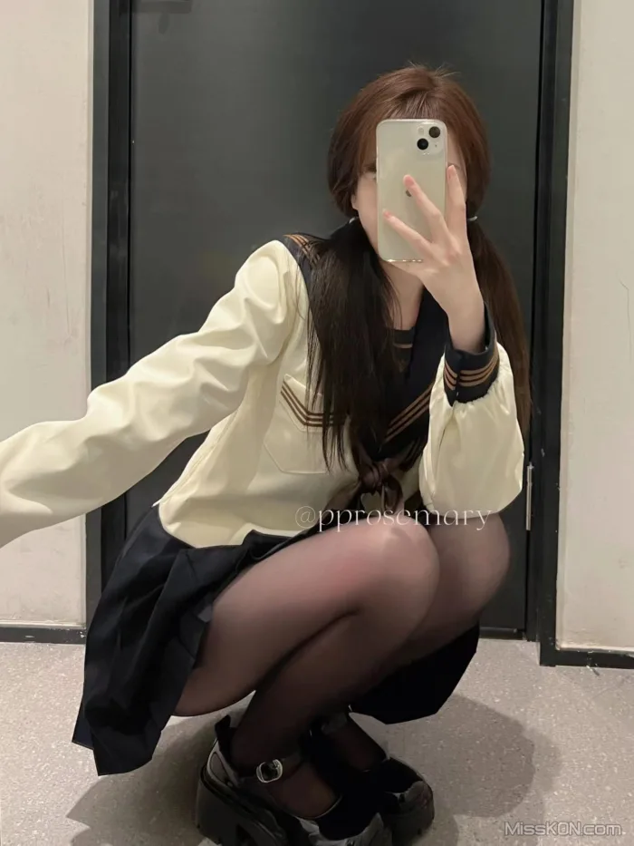 Coser@pprosemary: 白虎一线天 JK少女福利姬 (160 photos   9 videos) Coser@pprosemary: 白虎一线天 JK少女福利姬 (160 photos   9 videos)