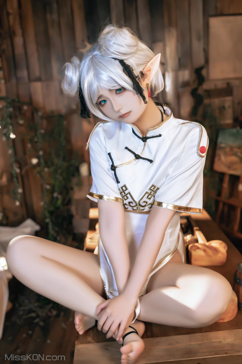 Coser@Quan冉有点饿: 芙莉莲 (40 photos) Coser@Quan冉有点饿: 芙莉莲 (40 photos)