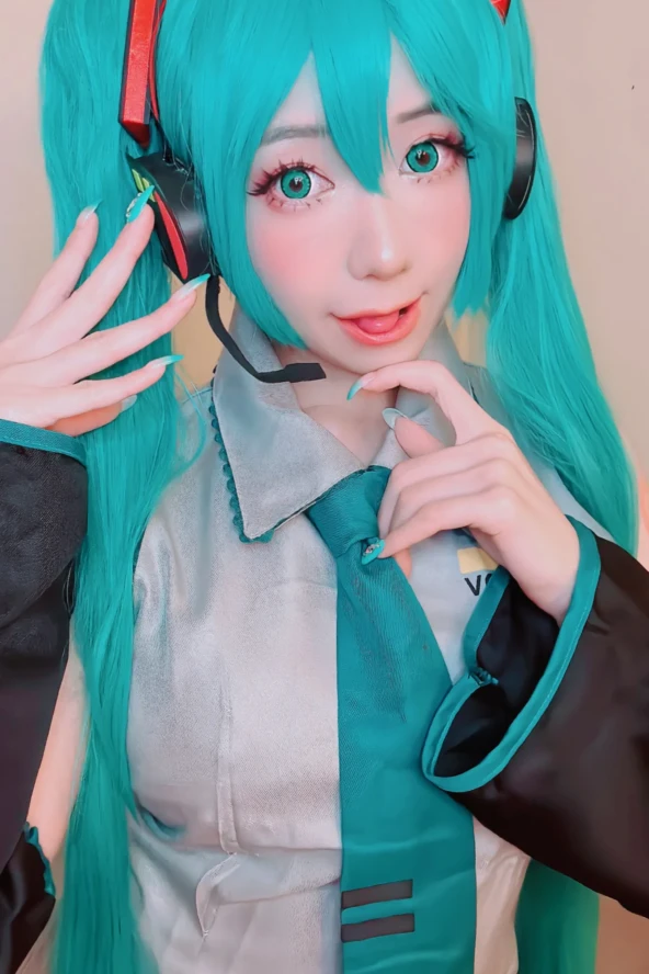 Usagi Christy - Miku 2 Usagi Christy - Miku