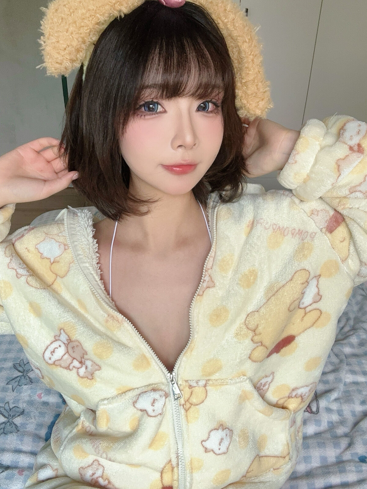 Coser@yuuhui Yuhui - Pudding Dog (44P - 1V) Coser@yuuhui Yuhui - Pudding Dog (44P - 1V)