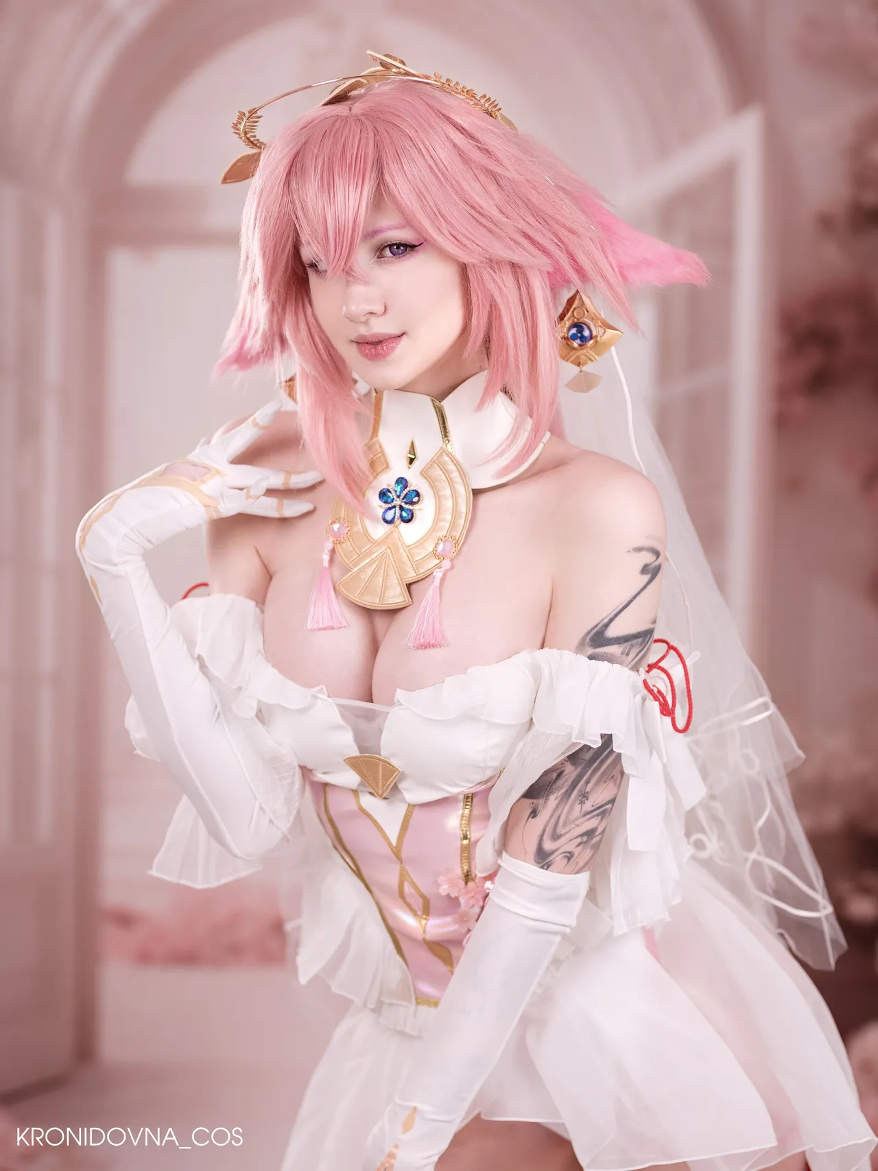 KroniDovna | Yae Miko KroniDovna | Yae Miko