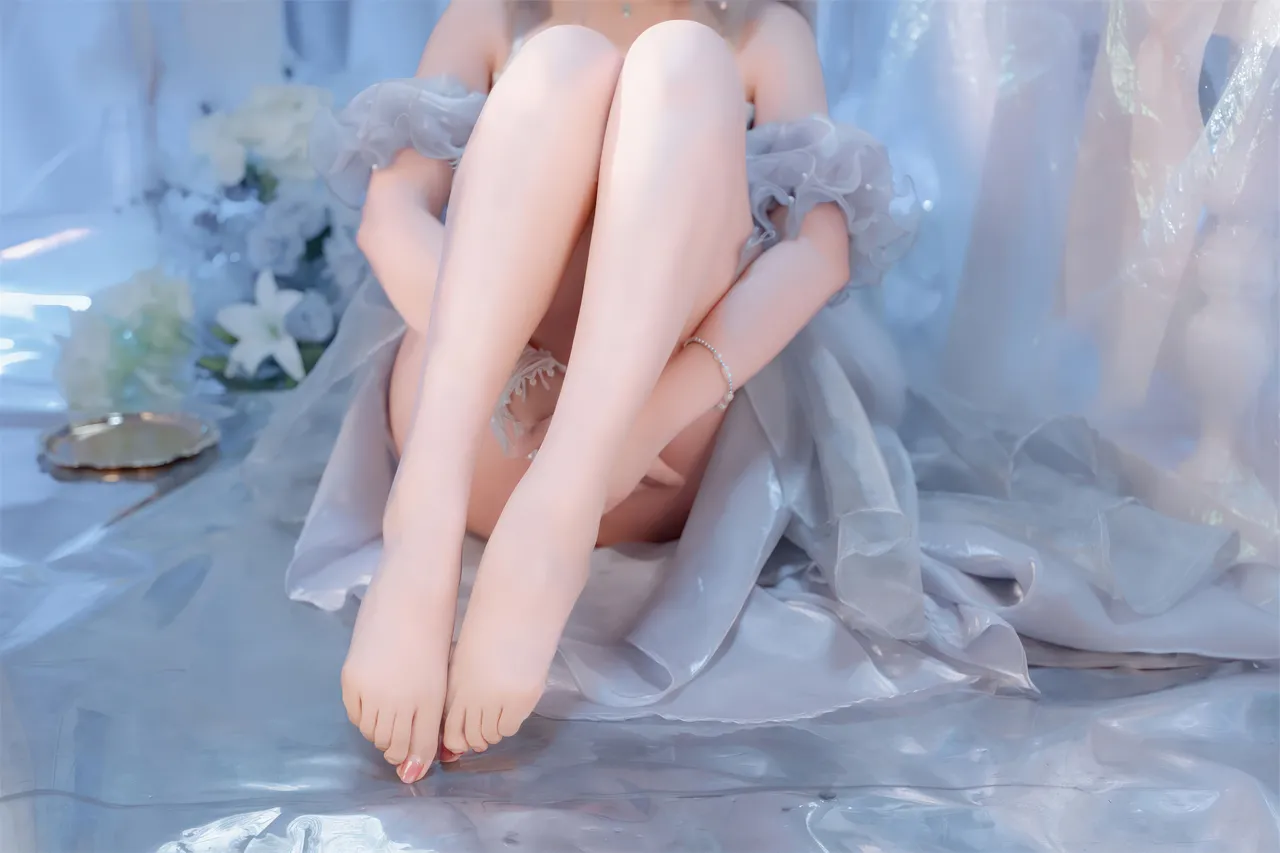 Senior Xuan Xiao (Hex Tech Cake) - Cinderella Crystal Princess (NIKKE) Senior Xuan Xiao (Hex Tech Cake) - Cinderella Crystal Princess (NIKKE)