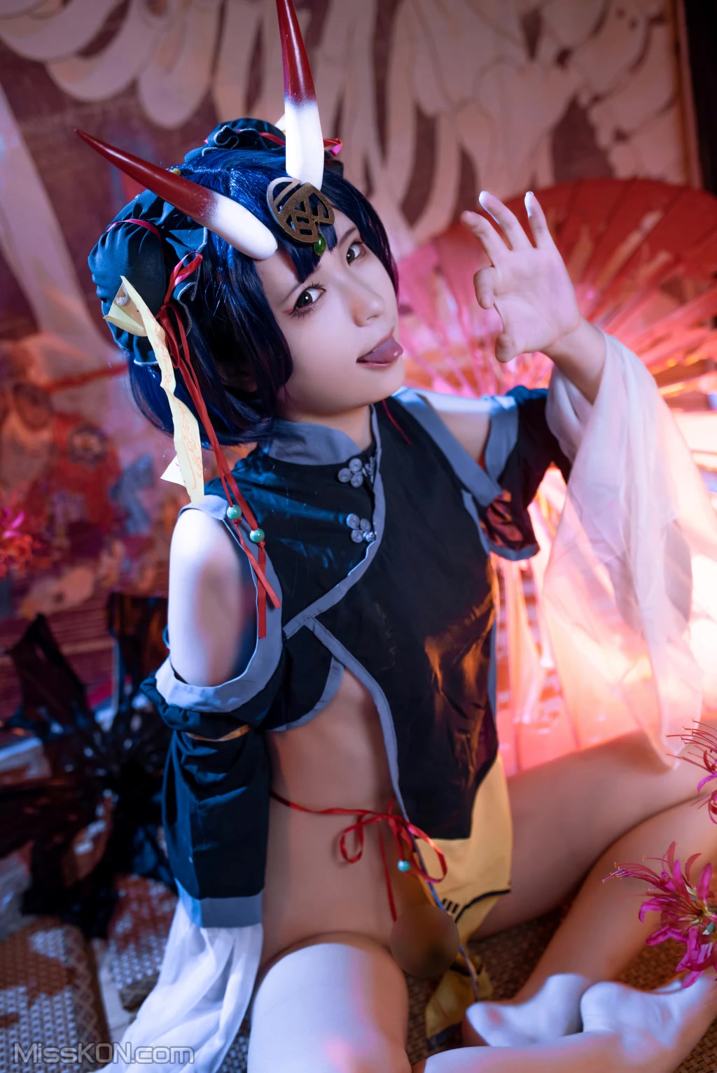 Coser@Quan冉有点饿: 酒吞同人僵尸 (47 photos) Coser@Quan冉有点饿: 酒吞同人僵尸 (47 photos)
